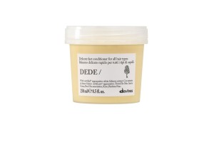 Davines New Essential Haircare DEDE Conditioner - Delikatna ekspresowa odżywka do wszystkich rodzajów włosów 250 ml 