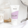 Lifestyle-Shots-2Body-Spa-Rejuvenating-body-lotion.png