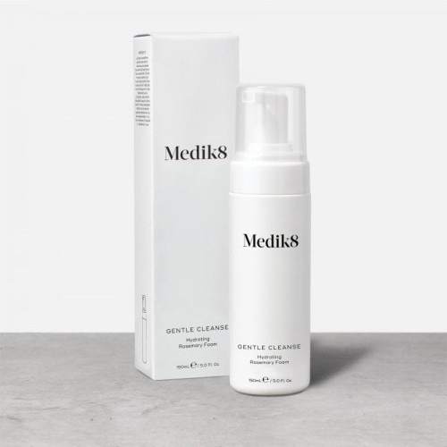 Medik8 Gentle Cleanse Rozmarynowa pianka oczyszczająca 150 ml.jpg