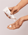 Image AGELESS TOTAL MICRODERM EXFOLIATOR, 42 G  PREPARAT ZŁUSZCZAJĄCY 3W1 ZAWIERAJĄCY ENZYMY OWOCOWE, KWASY AHA I PHA, KWARC RÓŻOWY, PROSZEK BAMBUSOWY 42g..png