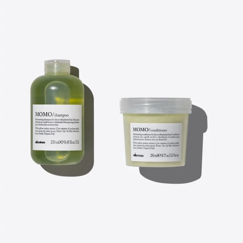 BDL0010_KIT_ESSENTIAL_HAIRCARE_MOMO_Shampoo_Balsamo_Davines_00b2033e-7416-4b0b-afb9-535f6314baa6_2000x.webp