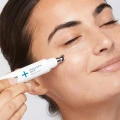 Stress-Positive-Eye-Lift_Step1_Apply (1).webp